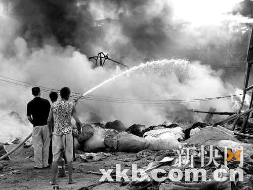 棉纺厂大火烧通顶