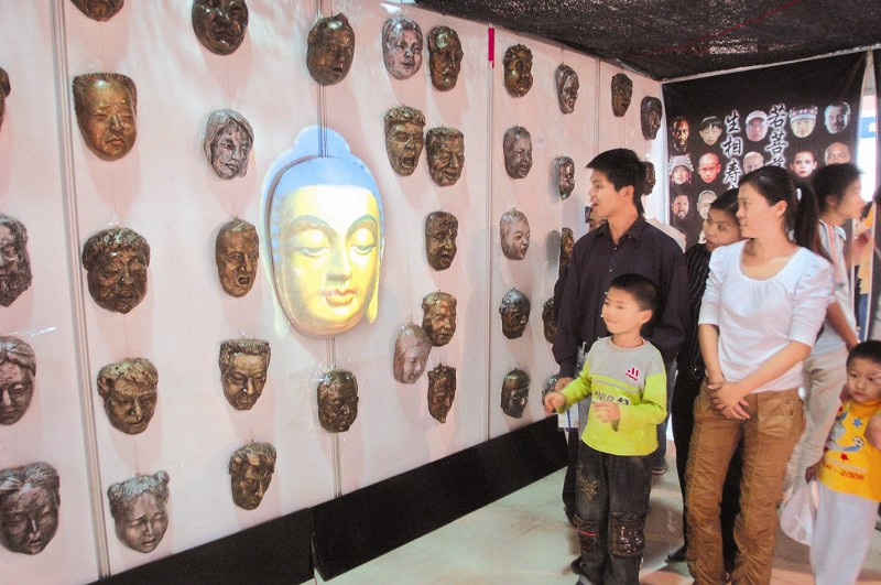 第二届海峡工艺品博览会昨在莆田开幕