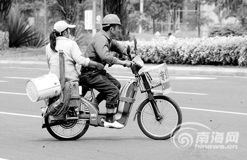 调查称海口市今年电动车酿祸40起死3人[组图]