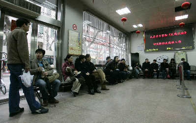上海拟规定银行将排队时间限于25分钟内