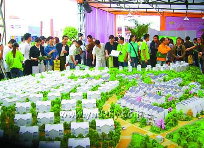 点击图片查看详情 云南百万人口城市_云南破百万人口的2个县,你都认识吗