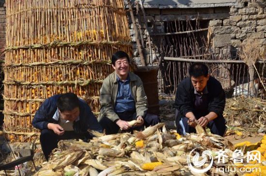 济南贫困村土屋村将搬迁:百年石屋或开发乡村