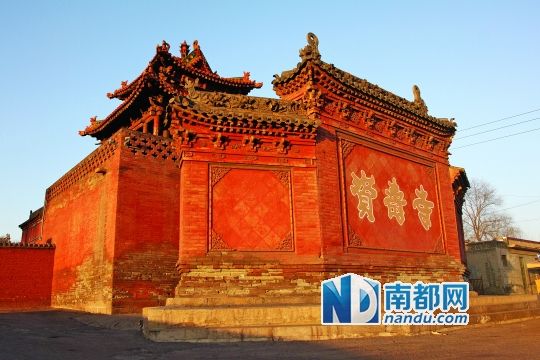 位于山西灵石县城东的资寿寺。南都记者 高龙 摄
