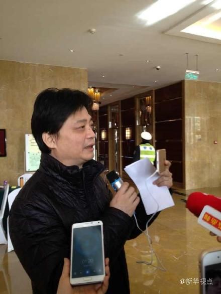 崔永元:委员曾有优惠券买土产