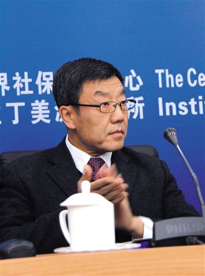 人大官员:延退因现代人寿命长