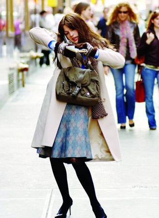 专访安妮·海瑟薇:如何成为简·奥斯丁