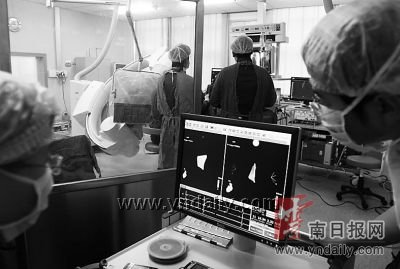 我省首次引进三维心脏标测系统不开胸就能治房