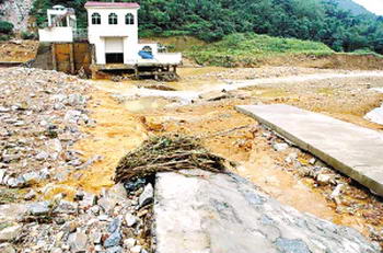 广东英德电站堤坝溃决事故责任人被判4年