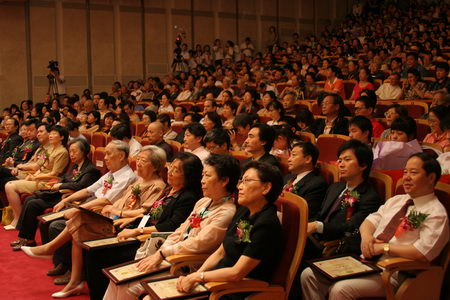 图文:中央音乐学院附中庆祝50周年华诞