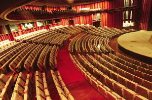 国家大剧院外部今日亮相壳体外玻璃可防弹(图)