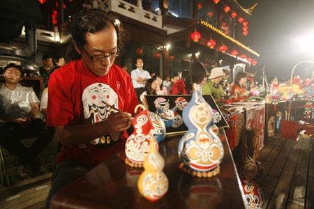 图文:民间艺人现场手绘_新闻中心_新浪网