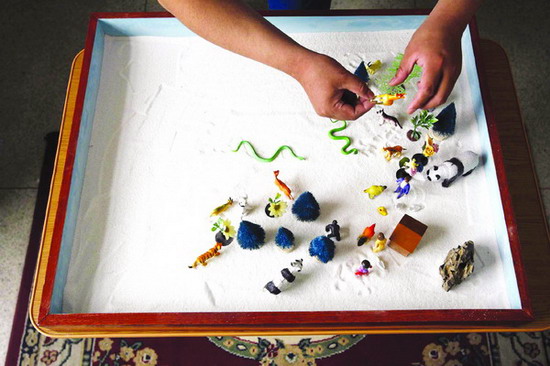 图文:吸毒人员刘峰的沙盘作品反璞归真