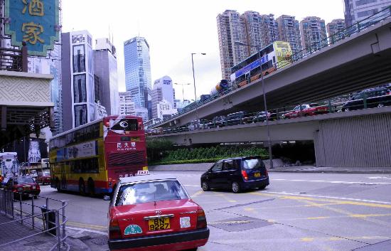 图文:香港跑马地一带的楼群
