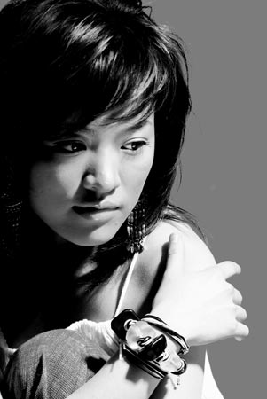 辩论赛主持人李晗