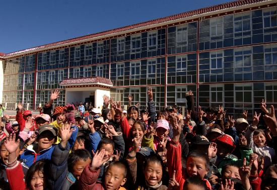 图文：＊［教育］太阳能帮助解决青海高寒地区学校取暖问题