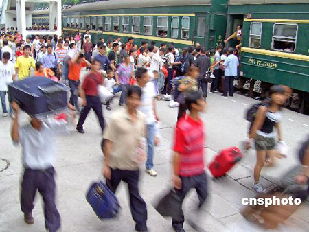 铁路交通事故应急救援和调查处理条例出台