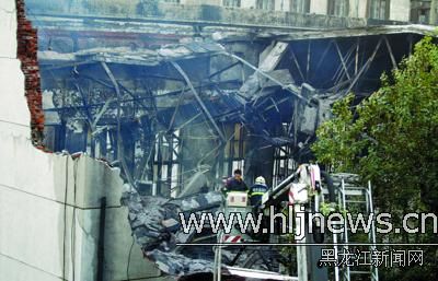 哈尔滨一栋楼房发生爆炸1人死亡(组图)