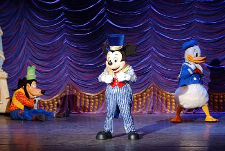 组图:米奇明星魔幻秀在湖南大剧院上演_新闻中心_新浪网