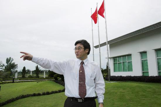 图文:铃中加工出口区:中越经济合作的成功模式