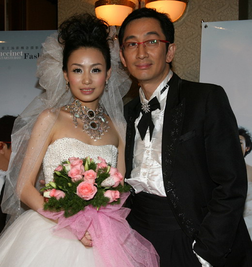 组图:新郎新娘合影