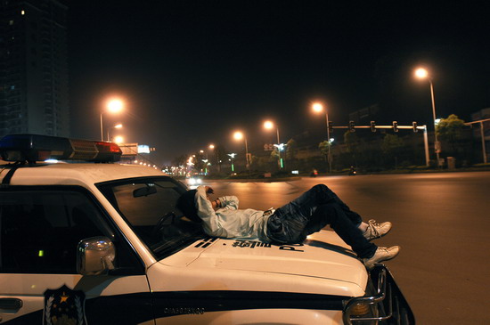 图文:警车奈我何