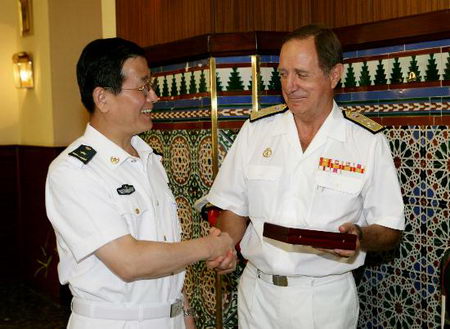 组图:中国海军舰艇编队首次访问西班牙_新闻中