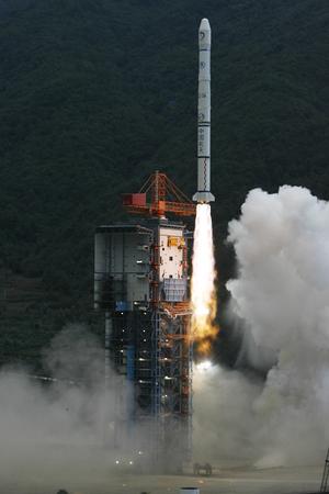 图文:嫦娥一号探月卫星发射成功_新闻中心_新浪网