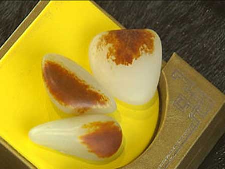 和田玉价格暴涨引发新疆当地私挖滥采(组图)