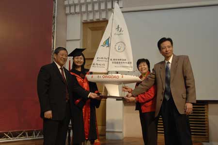 组图:人大网络教育学院2007毕业学位授予仪式