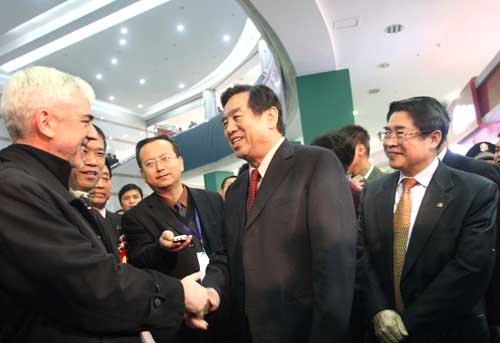 外国专家局副局长陆明,陕西省委副书记,省长袁纯清,省委副书记王侠