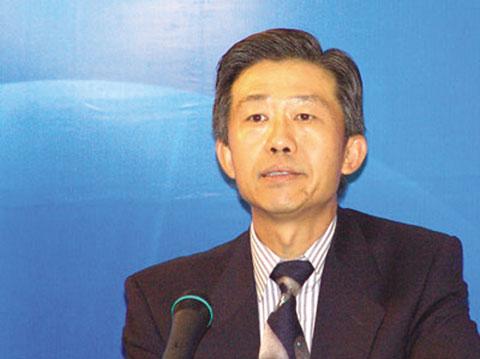 谢旭人:从工人到财长