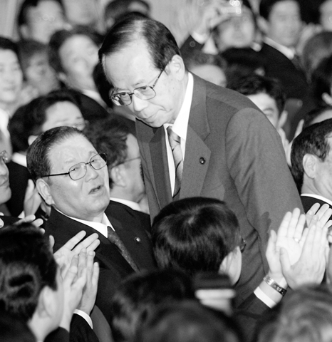 据新华社东京9月23日电(记者 吴谷丰)日本前内阁官房长官福田康夫