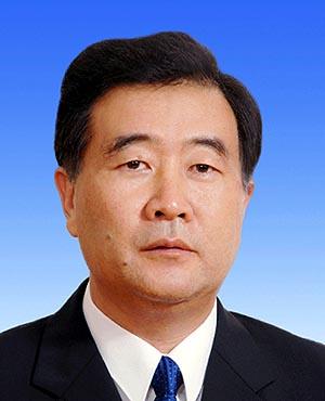 中共十七届中央领导机构成员简历