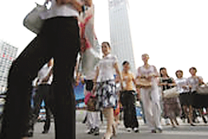 一份白领工资标准引发的争论