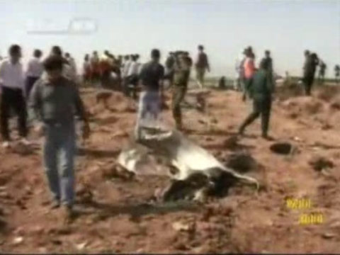 安徽郎溪索道发生故障五名游客被困高空|索道