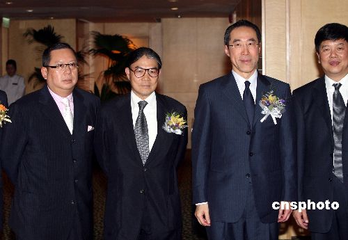 图:唐英年、林建岳等出席影视界庆回归十周年