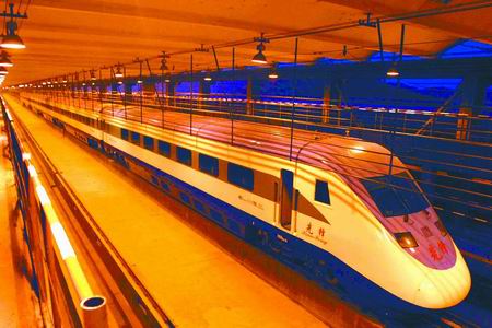 成渝先锋号动车组将于本月17日试车