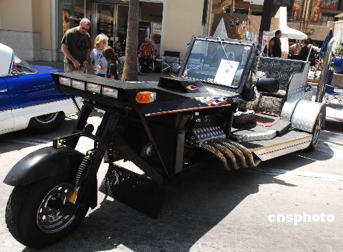 洛杉矶街头展示超级摩托车