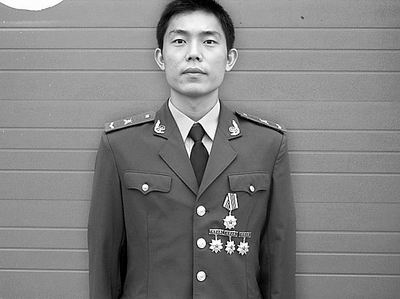 英雄本色--记郑州市消防支队中原大队一中队班