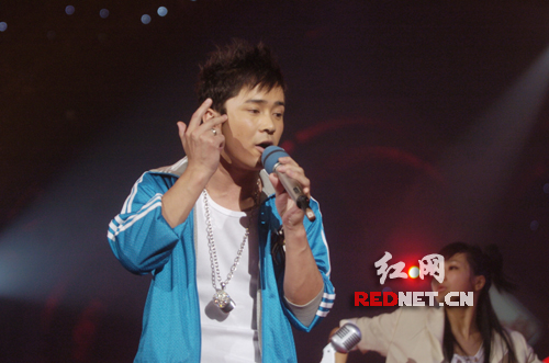 阿穆隆找小姐夜夜笙歌?他们只是洗了个桑拿