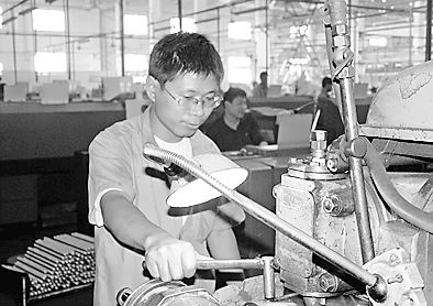 关于德国“双元制”职业教育对我国中等职业教育的的硕士学位毕业论文范文