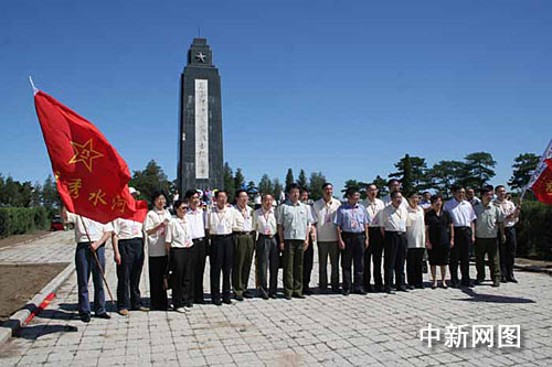 秀水河战役参战<em>将军的子女</em>拜谒父辈征战地(图