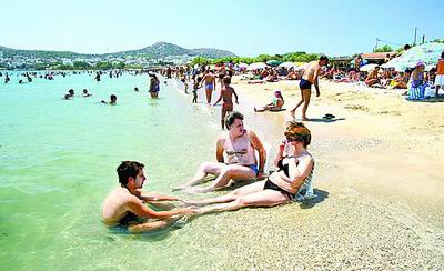 东欧高温不断西欧暴雨成灾 欧洲:东边日出西边