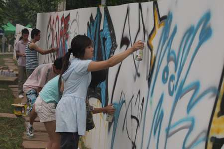 成都300米涂鸦墙要申报吉尼斯世界纪录