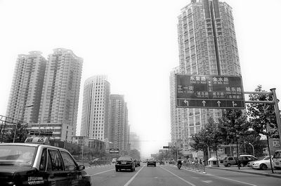 紫荆山路商圈尴尬萌动中走向何方?