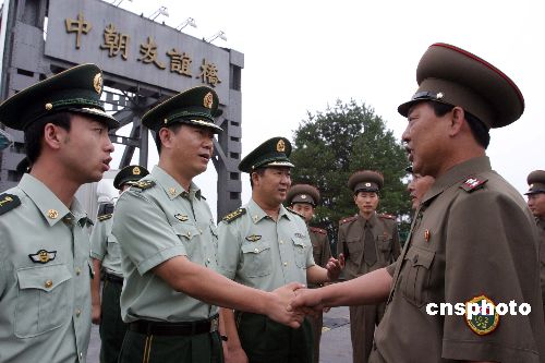 图:建军节前夕中朝军人交流续友谊