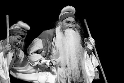 《清风亭上》揭面纱 本报参与打造的新版豫剧