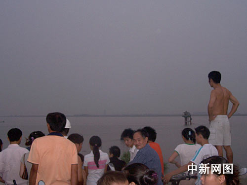 ����Ǯ������ˮ����24�ˣ�22�˻��2��ʧ��