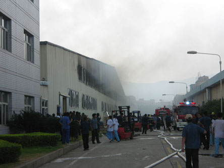 福耀集团一工厂着火