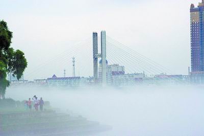 �����У��ɻ�������������